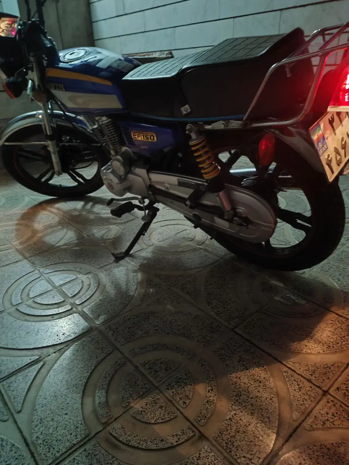 هوندا کویر 1403 تمیز خشک|موتورسیکلت|هشتگرد, شهرک راه آهن|دیوار