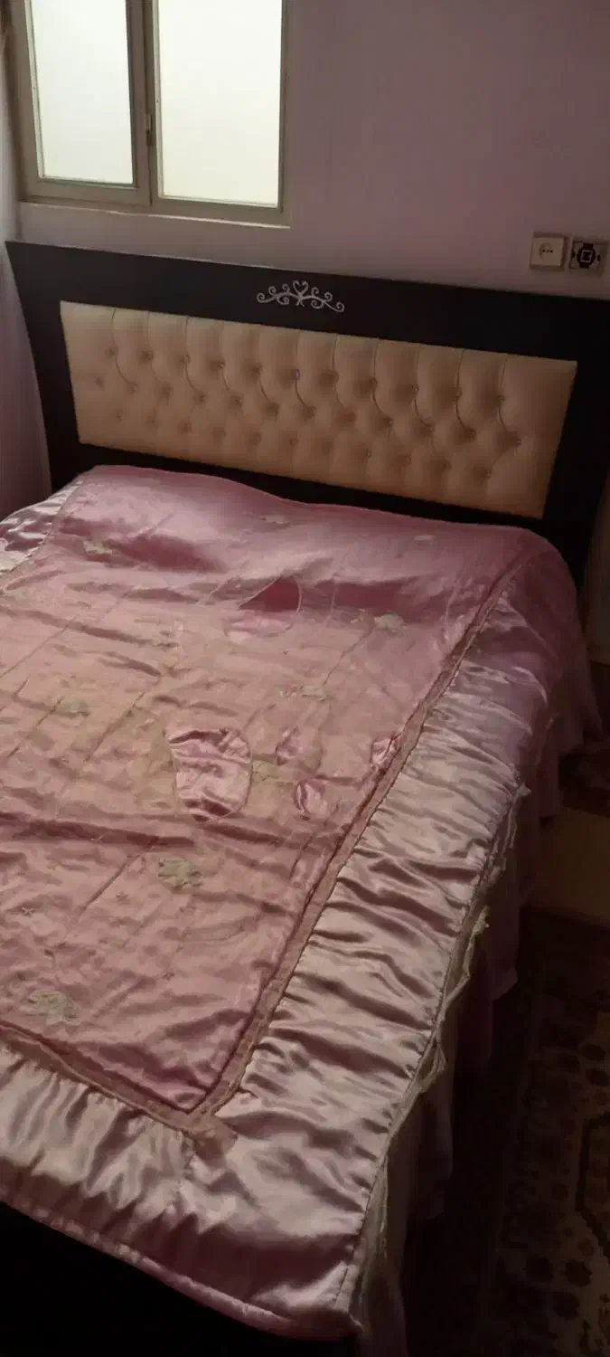 تختخواب دو نفره|تخت و سرویس خواب|مشکین‌دشت, |دیوار