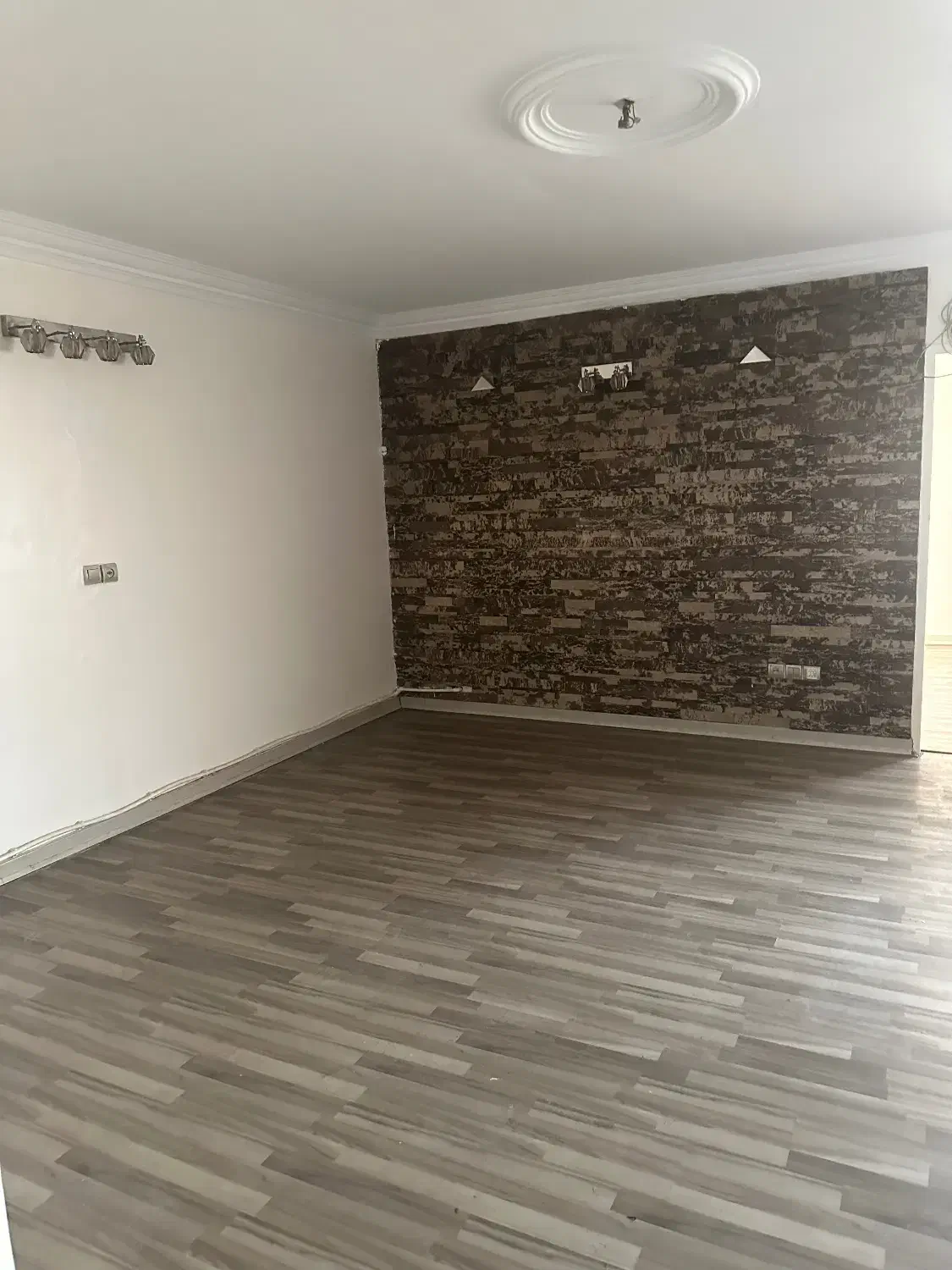 اجاره آپارتمان ۶۰ متری دو واحدی فلکه چایچی|اجارهٔ آپارتمان|تهران, آشتیانی|دیوار