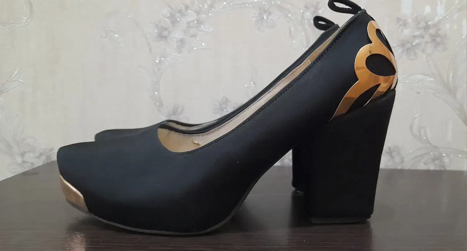 کفش مجلسی|کیف، کفش، کمربند|ملایر, |دیوار