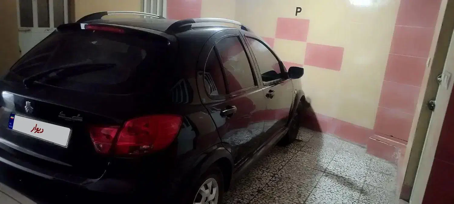 کوئیک مدل 98|خودرو سواری و وانت|صدرا-فارس, فاز ۱|دیوار