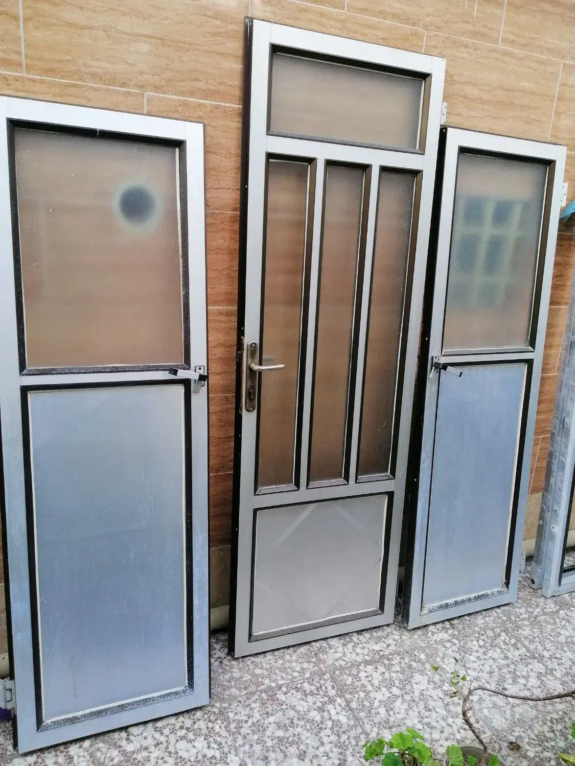 در سرویس بهداشتی آلمینیومی|مصالح و تجهیزات ساختمان|رودسر, |دیوار