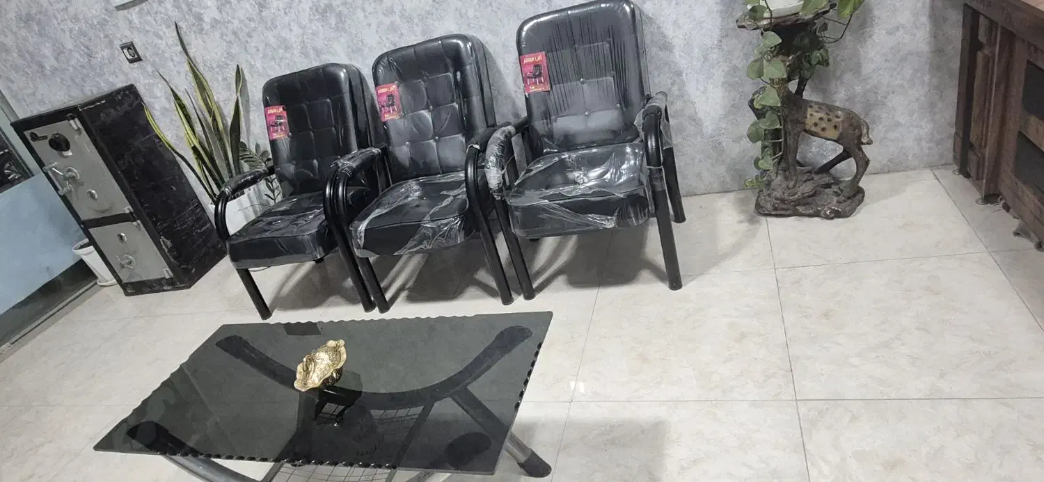 میز و صندلی و گاوصندوق اداری|مبلمان اداری|فولادشهر, مسکن مهر فولادشهر|دیوار