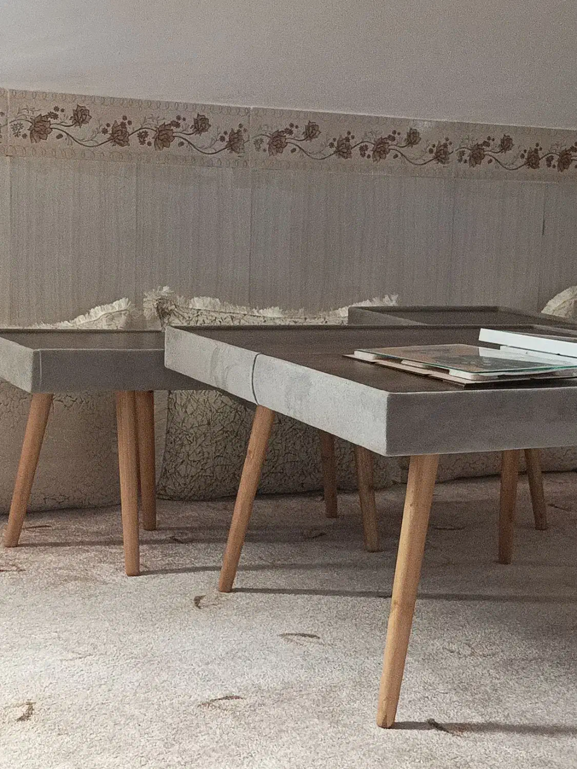 گل میژ|مبلمان خانگی و میز عسلی|بندر کنگان, |دیوار