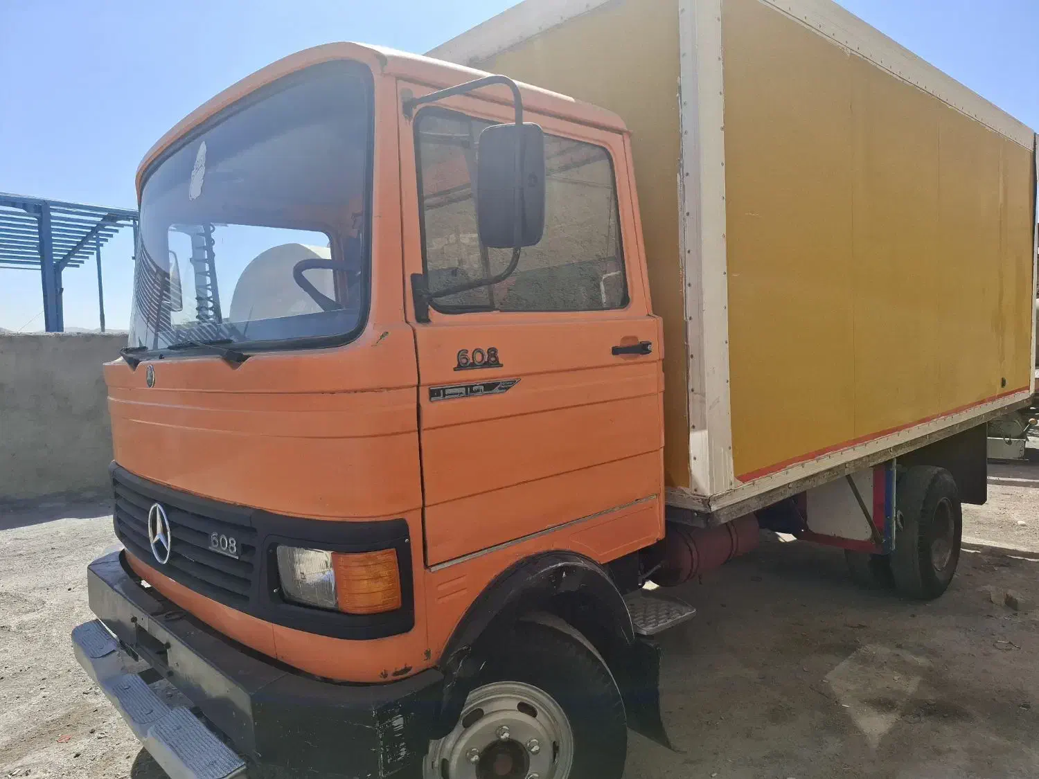 خاور بنز ۶۰۸ زیربندی ۸۰۰|خودرو سنگین|تهران, امام حسین|دیوار