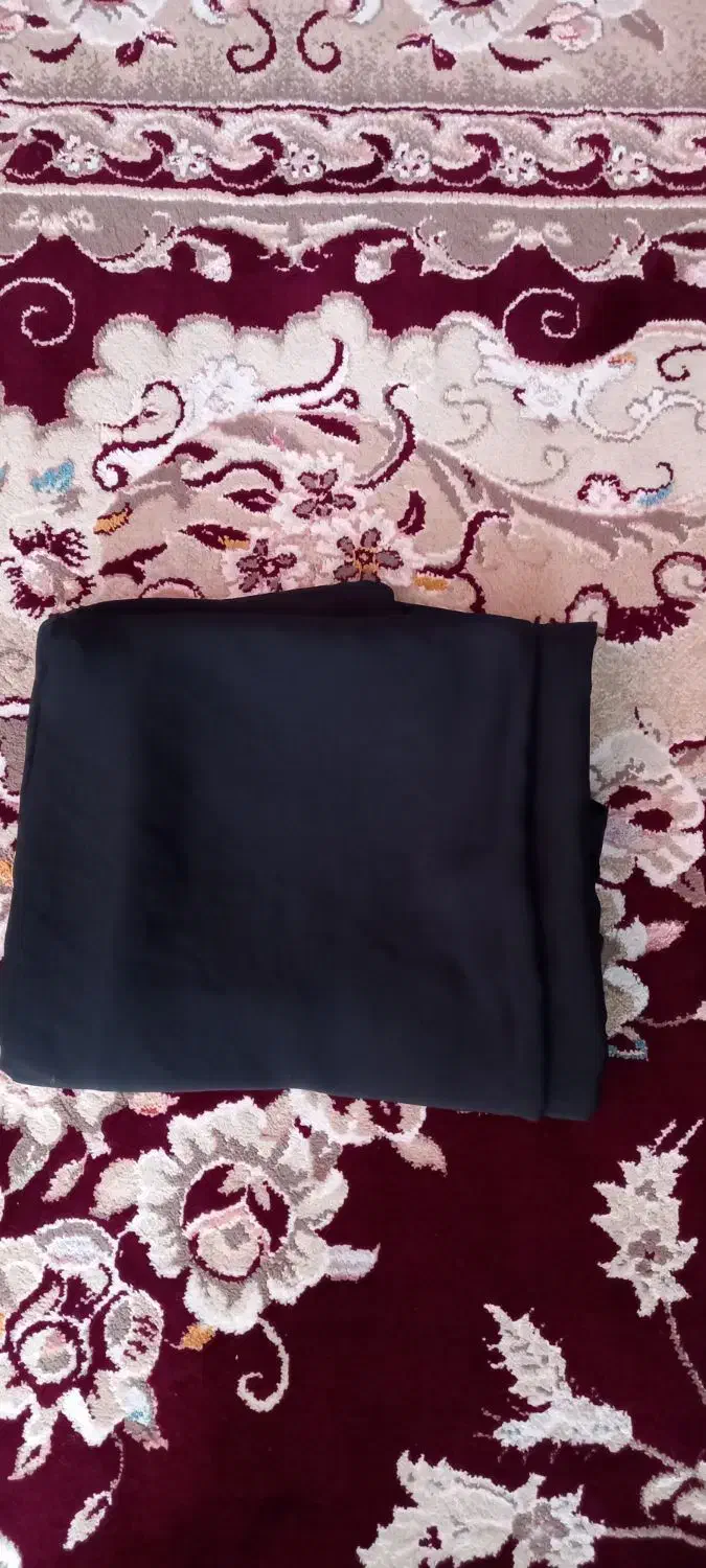 چادر عربی|لباس|قم, باغ شریفی|دیوار