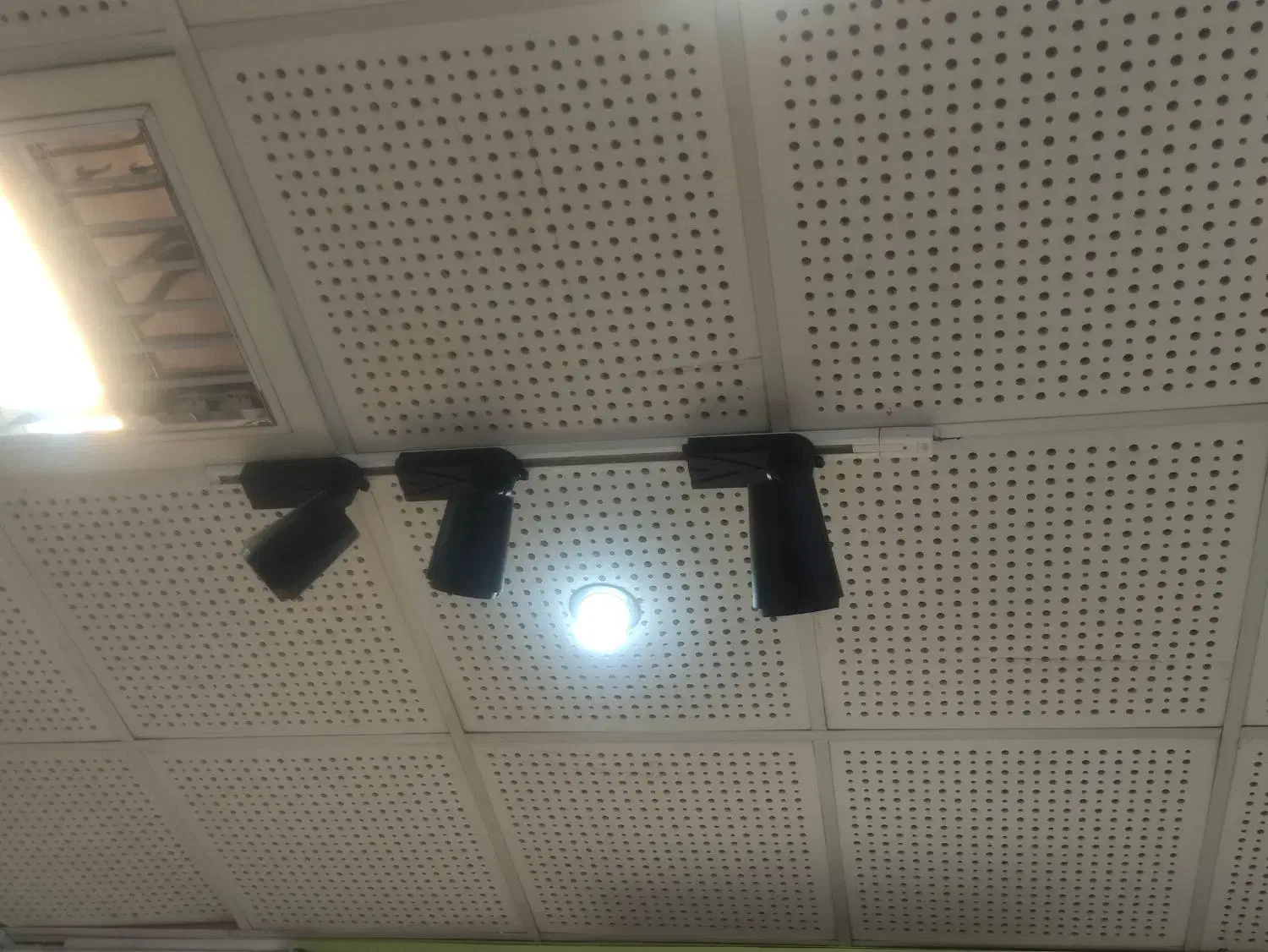 تجهیزات مغازه پوشاک|فروشگاه و مغازه|سیرجان, |دیوار