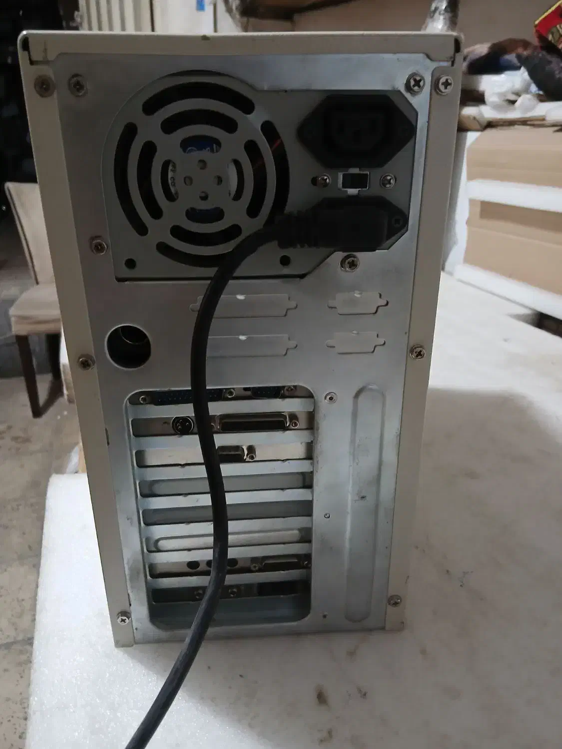 کیس کامپیوتر|قطعات و لوازم جانبی رایانه|فردیس, فردیس|دیوار