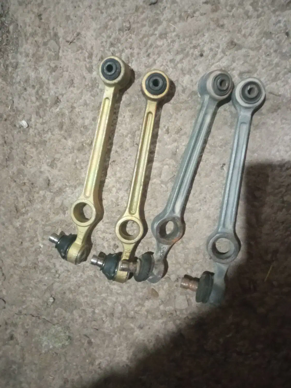 طبق پراید|قطعات یدکی و لوازم جانبی|رشت, جانبازان|دیوار