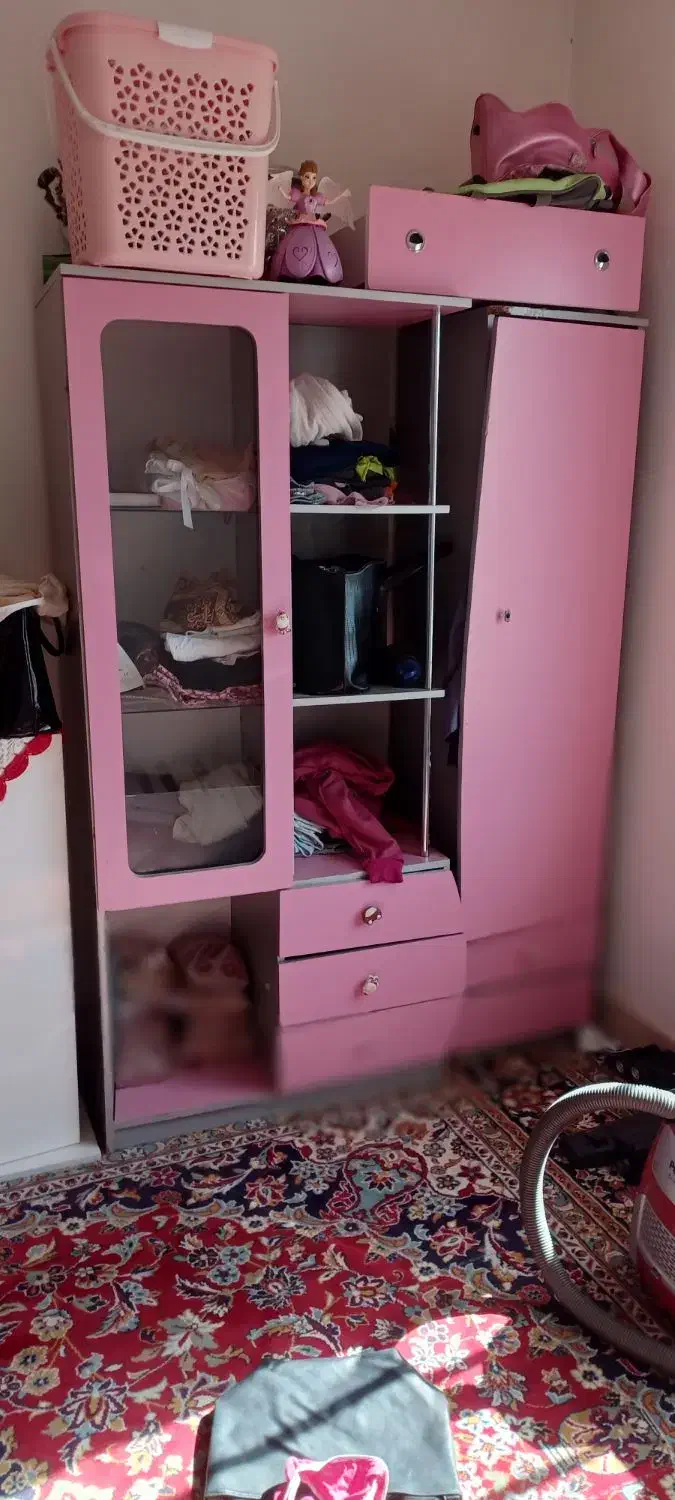 تخت وکمدبچه|تخت و سرویس خواب|جوین, |دیوار