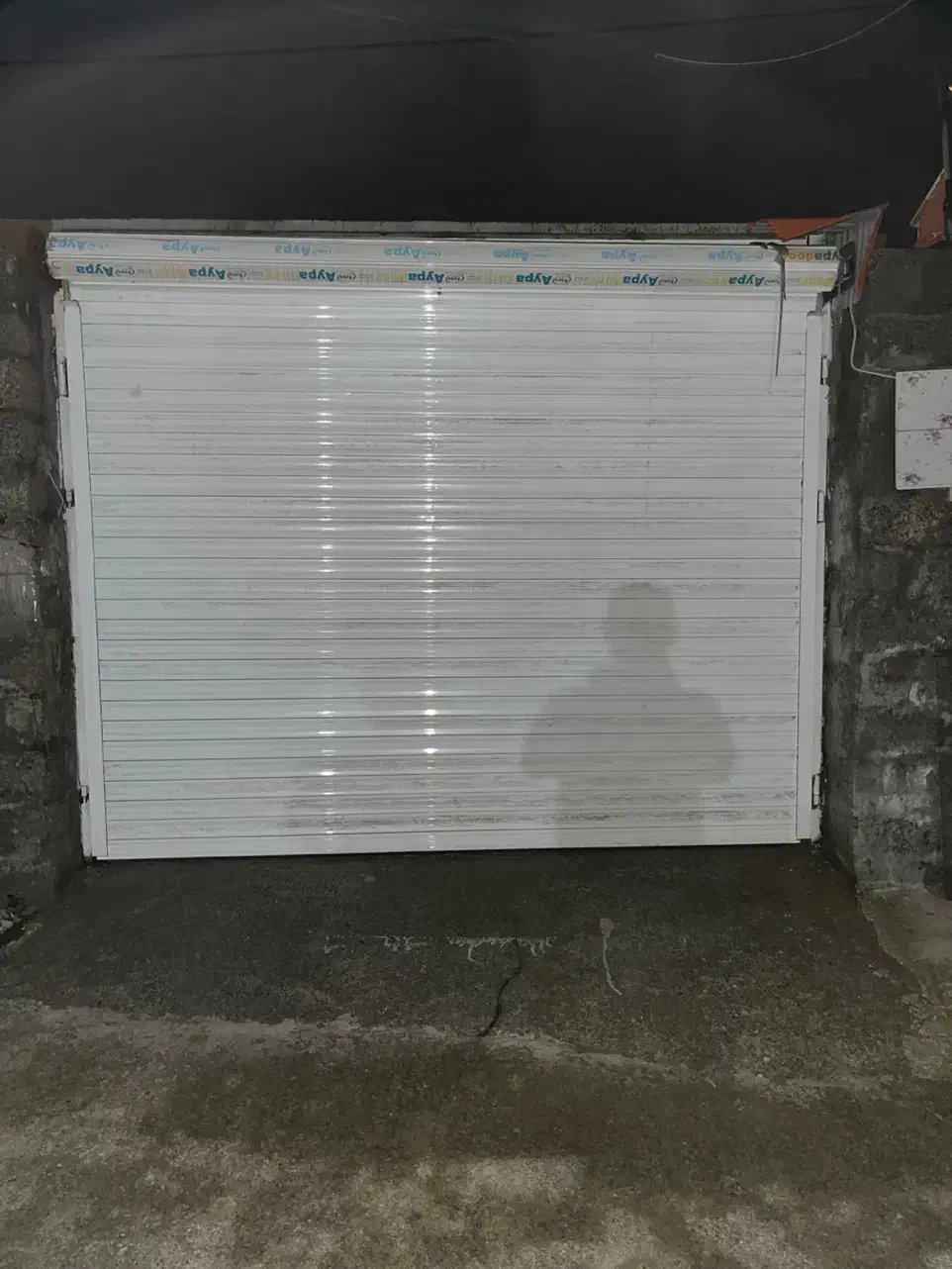 کرکره تقریبا نو|مصالح و تجهیزات ساختمان|رشت, انصاری|دیوار