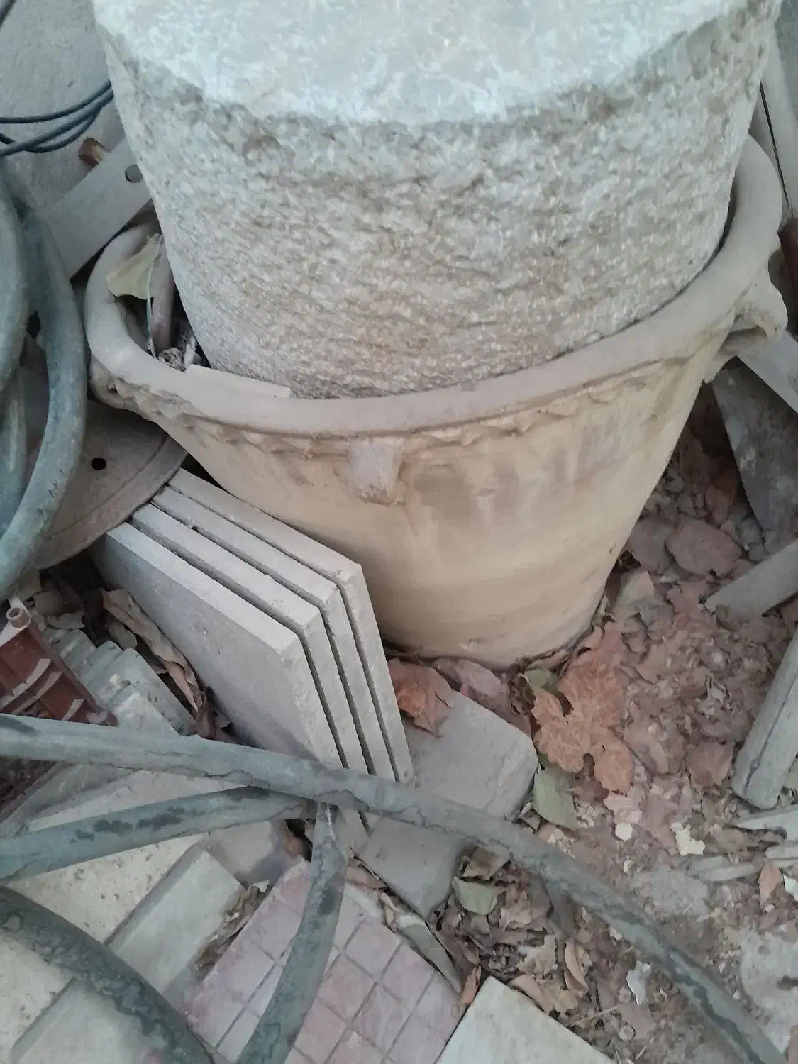 یانه سنگی قدیمی۶۰ ساله|کلکسیون اشیاء عتیقه|اصفهان, خواجو|دیوار