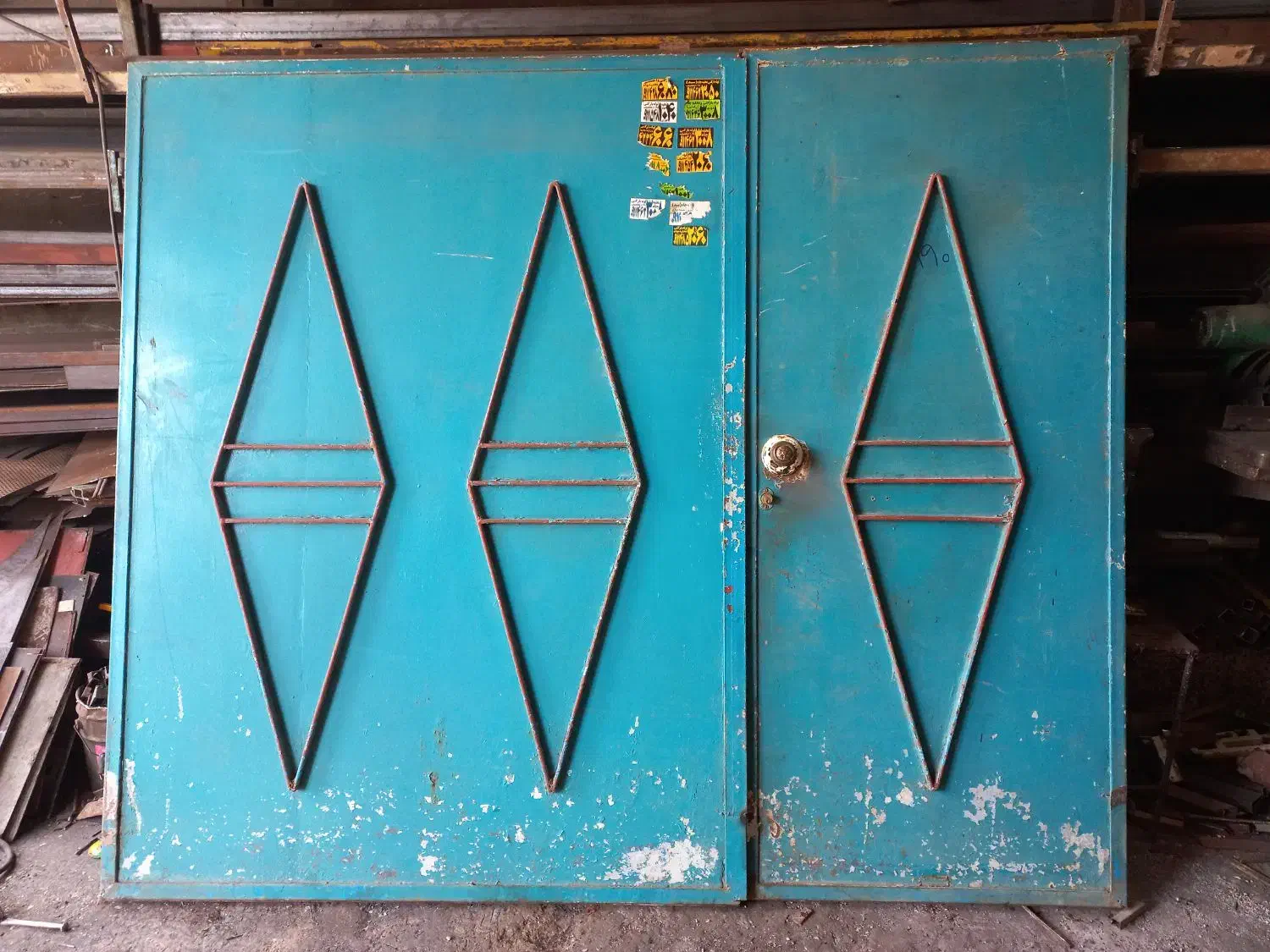 درب دسته دوم|مصالح و تجهیزات ساختمان|کومله, |دیوار