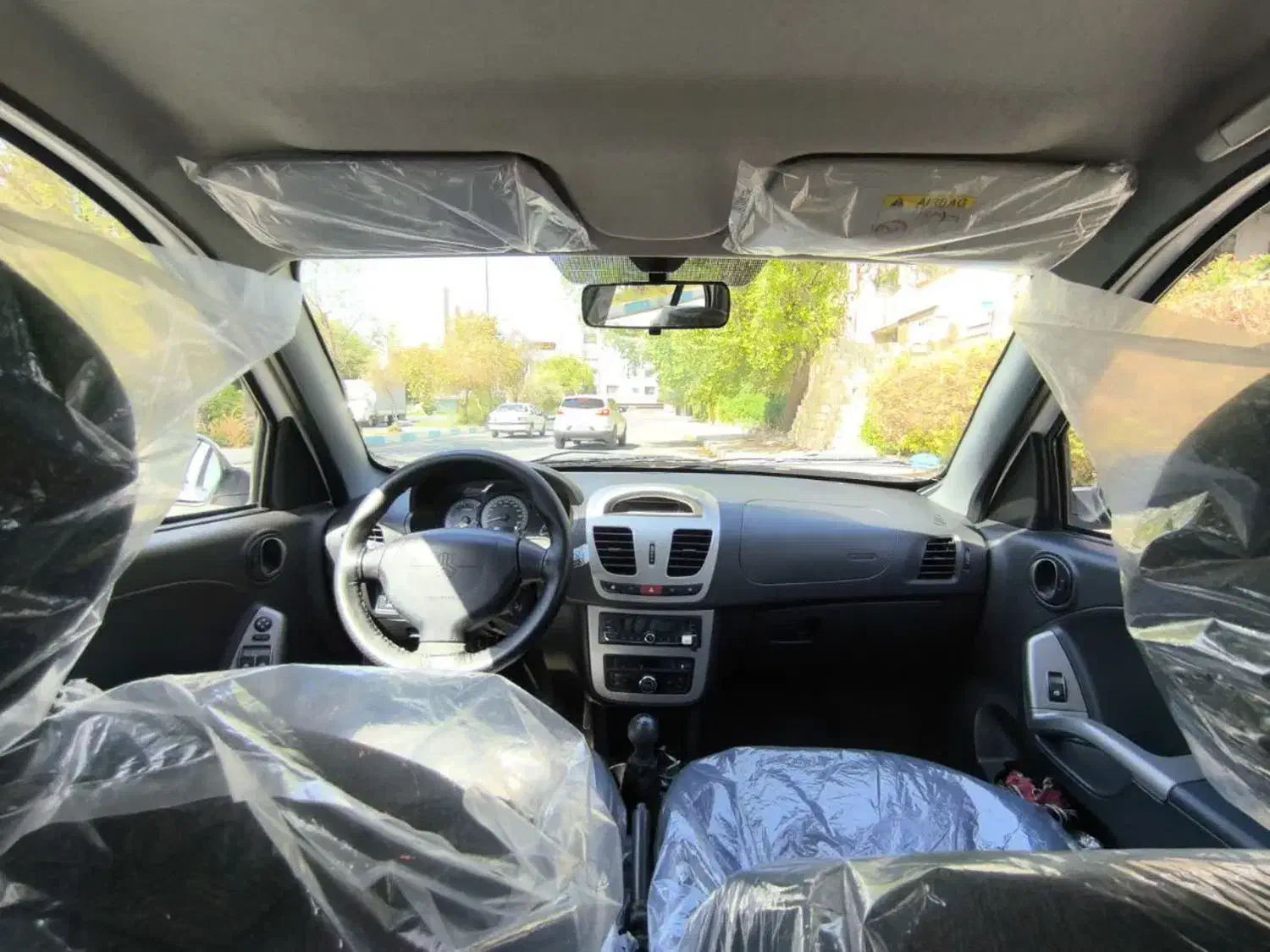 کوییک R سقف مشکی|خودرو سواری و وانت|دزفول, |دیوار