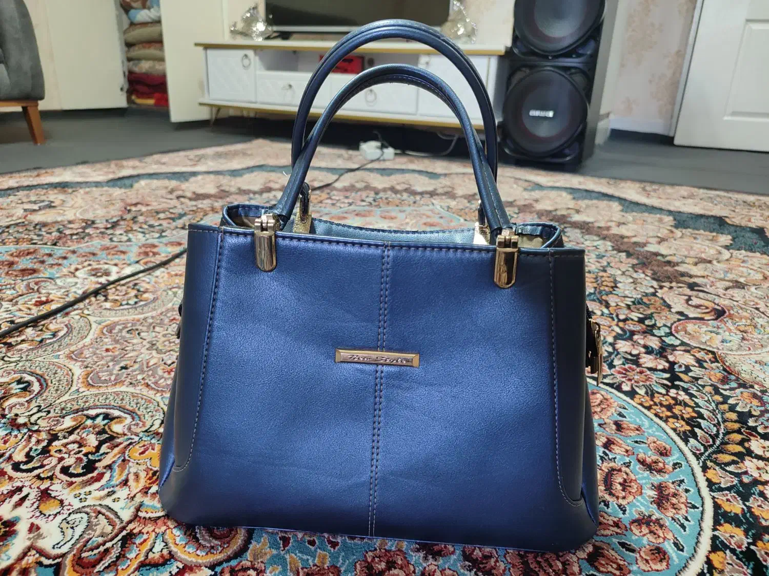 کیف|کیف، کفش، کمربند|صفادشت, |دیوار