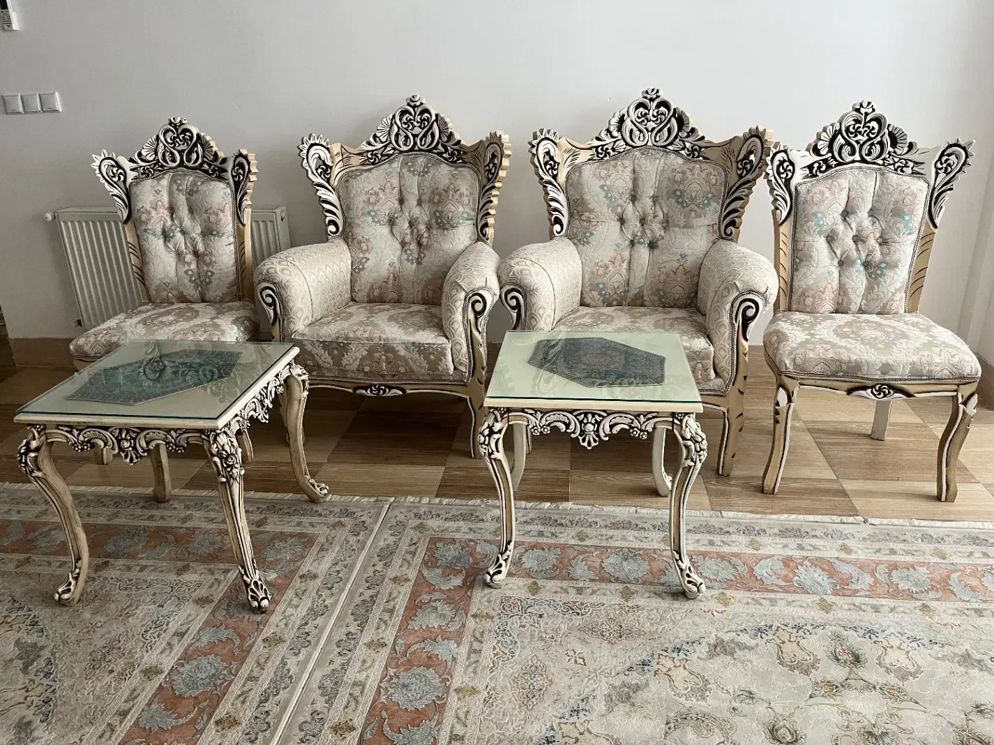 مبل سلطنتی و آینه شمعدان|مبلمان خانگی و میز عسلی|جهرم, |دیوار