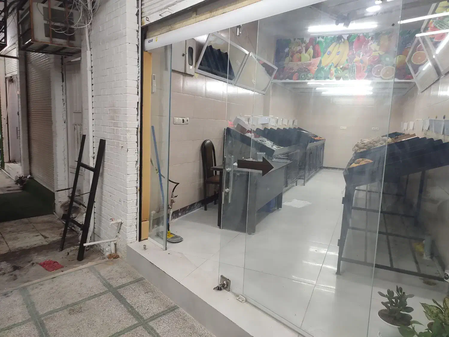 اجاره مغازه جاده سیمان جنب آگاهی|اجارهٔ مغازه و غرفه|بهبهان, |دیوار