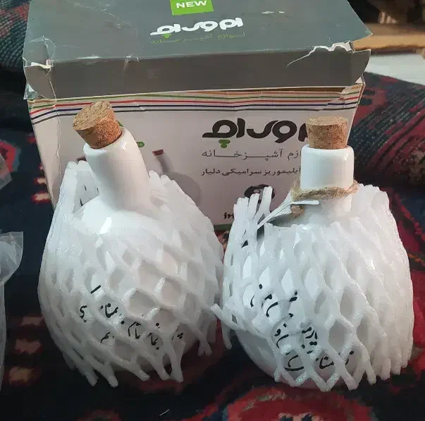 جاروغن و جا ابلیمویا تزیینی جا دستمال کاغذی و قیچی|ظروف سرو و پذیرایی|قم, آذر (نکویی)|دیوار