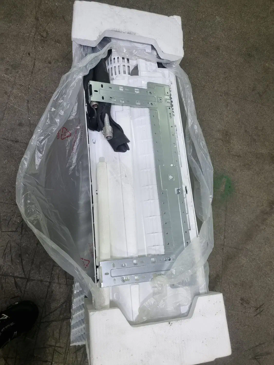 فن کویل دیواری سقفی توکار و کاستی|کولر گازی و فنکوئل|شیراز, شهرک صنعتی شیراز|دیوار