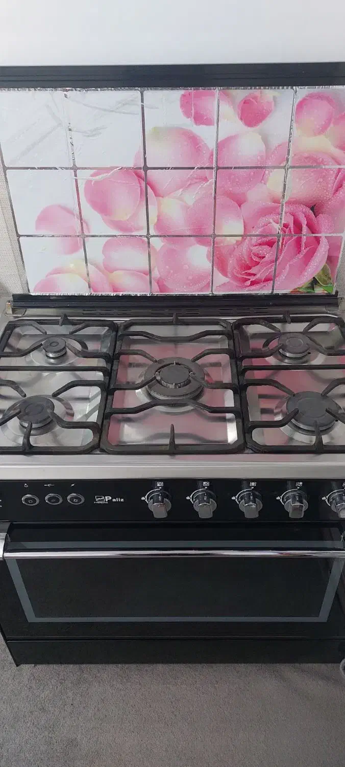 اجاق گاز طرح فر نو نو خیلی تمیزه بدون خط خش|اجاق گاز و لوازم برقی پختوپز|جوین, |دیوار