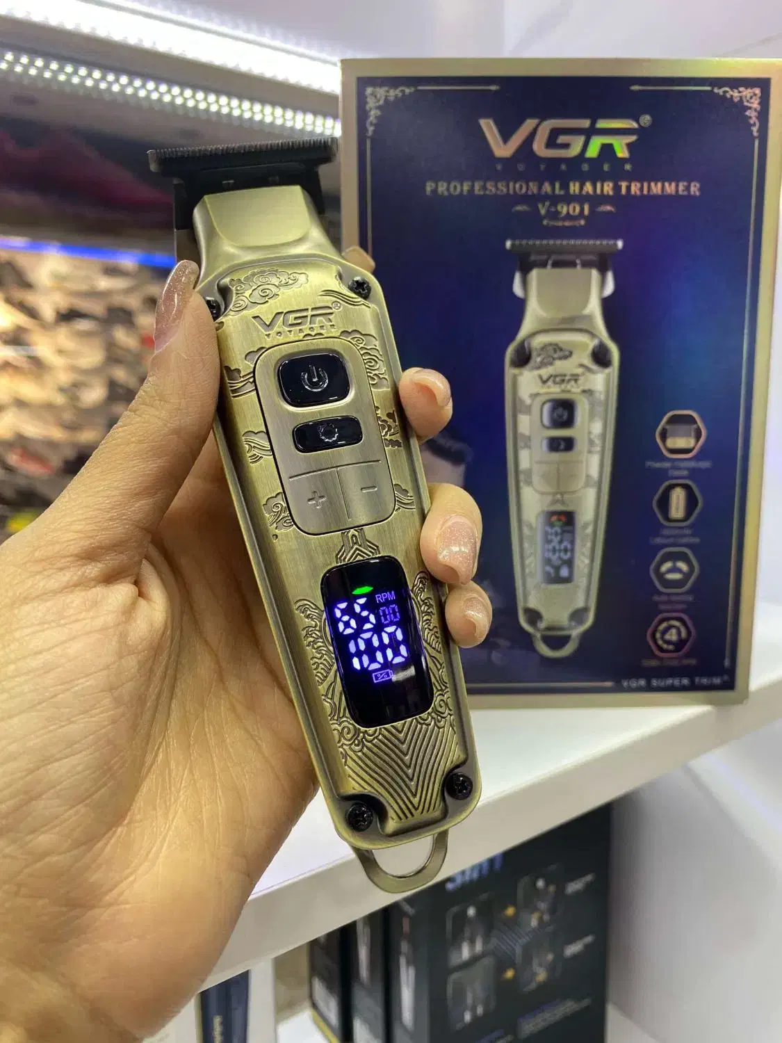 ماشین اصلاح VGR 901 فلزی مانیتور دار شارژ ریش تراش|آرایشی، بهداشتی، درمانی|تهران, جمال‌زاده|دیوار