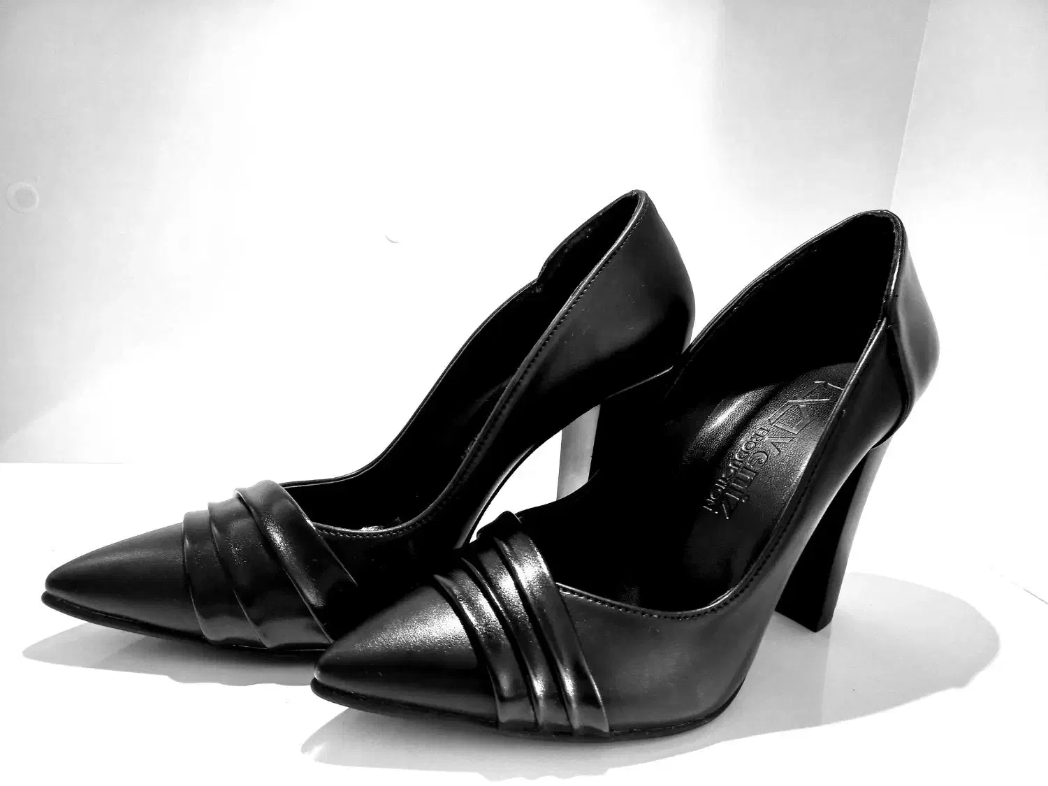 انواع کفش مجلسی با ارسال رایگان به سراسر ایران|کیف، کفش، کمربند|لردگان, |دیوار