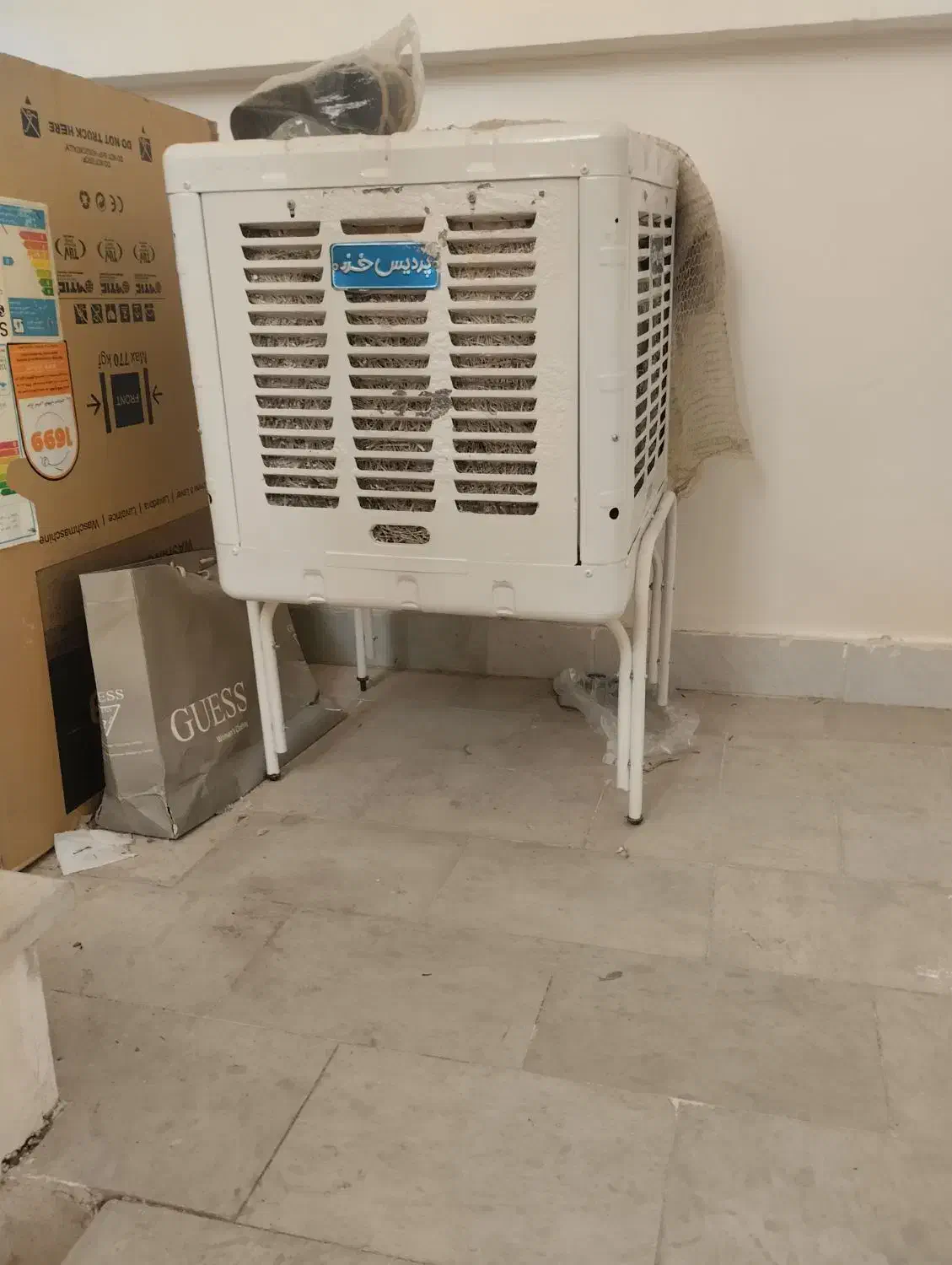 کوولر|کولر آبی|تبریز, |دیوار