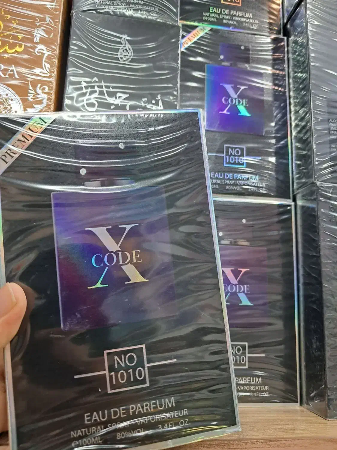 عطر و ادکلن قیمت مناسب|آرایشی، بهداشتی، درمانی|بوشهر, |دیوار