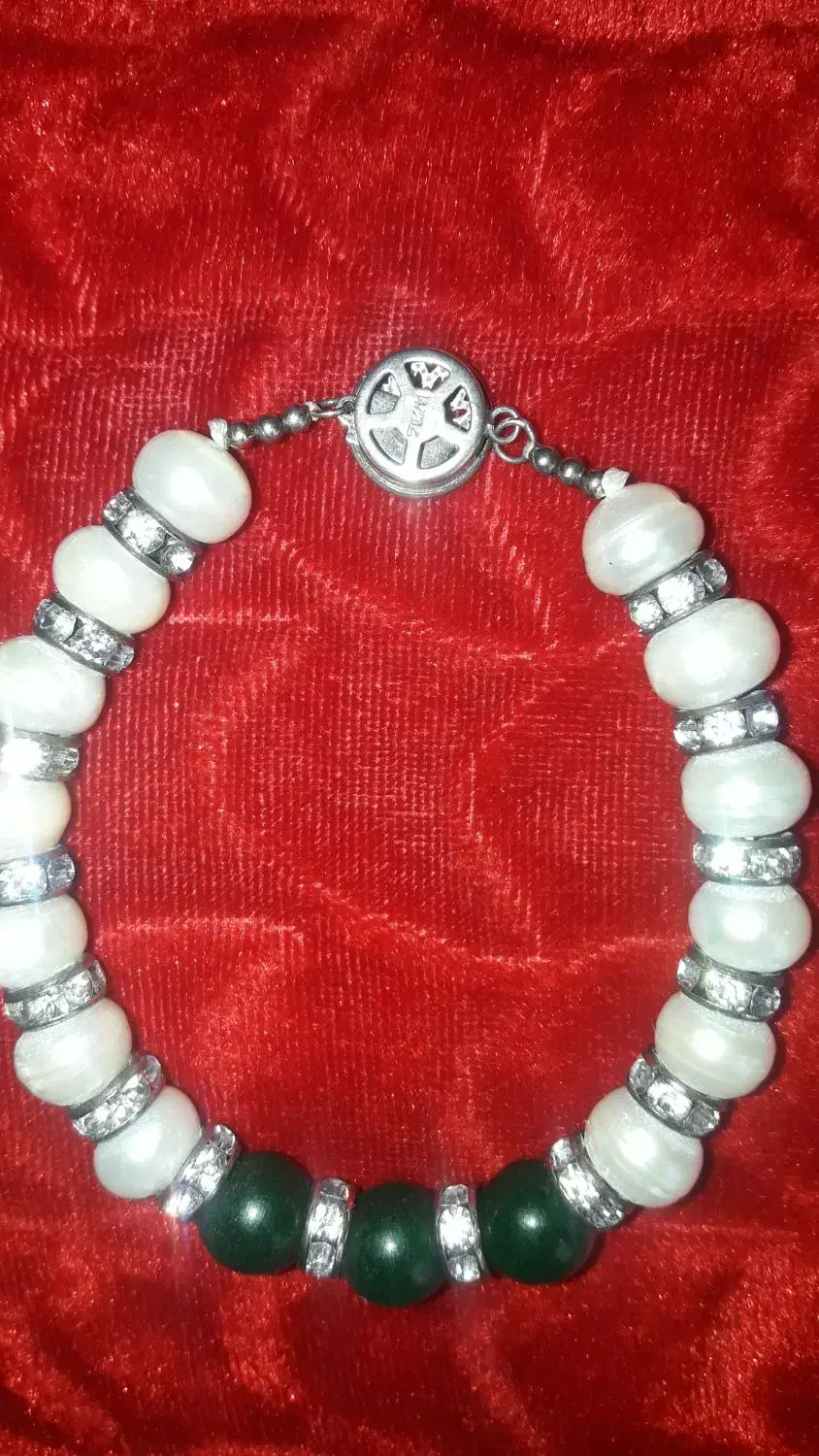 گردنبند و دستبند جواهری|جواهرات|اصفهان, قهجاورستان|دیوار