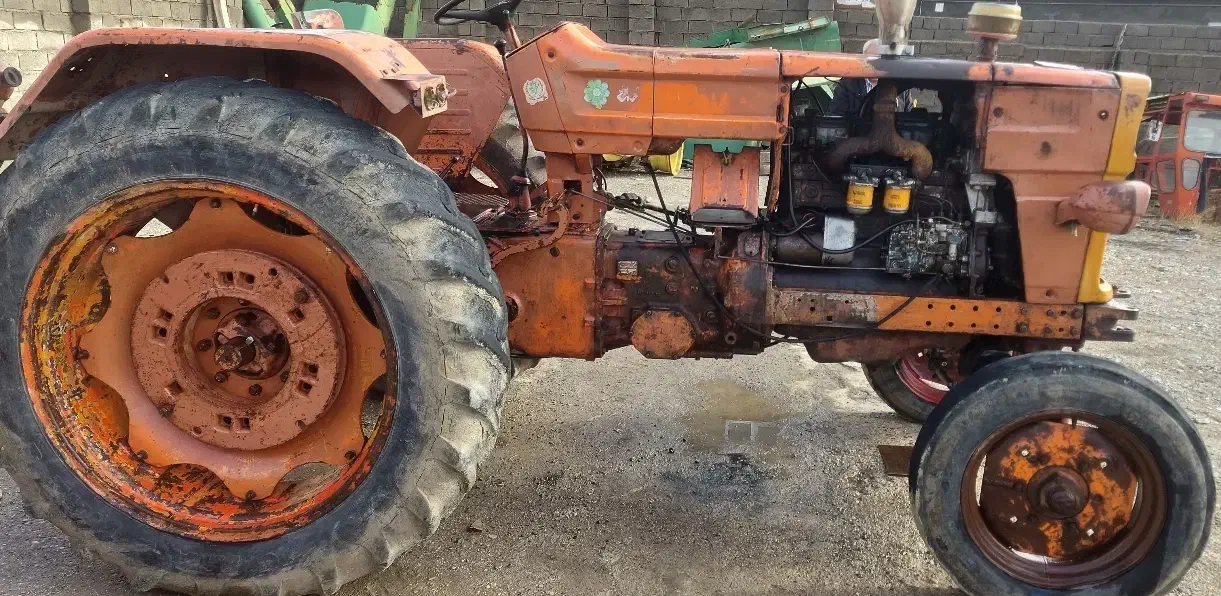 تراکتور رومانی مدل ۵۸|خودرو سنگین|شاهین دژ, |دیوار