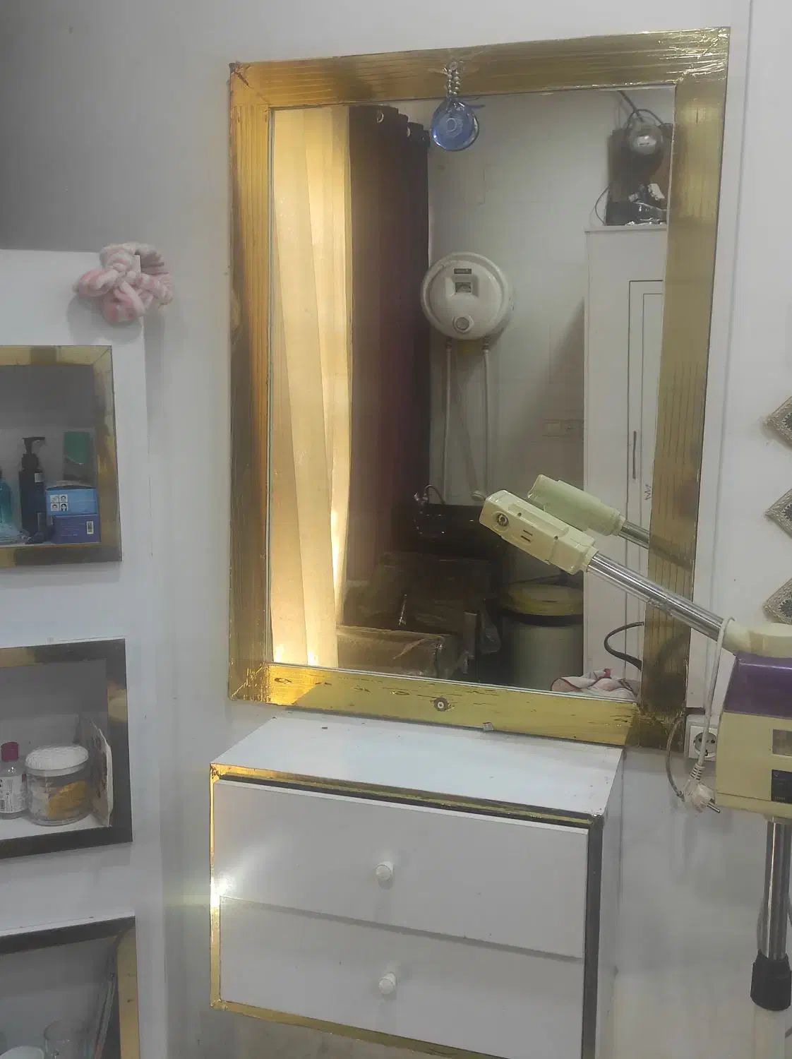 اینه و کنسول|آرایشگاه و سالنهای زیبایی|زابل, |دیوار