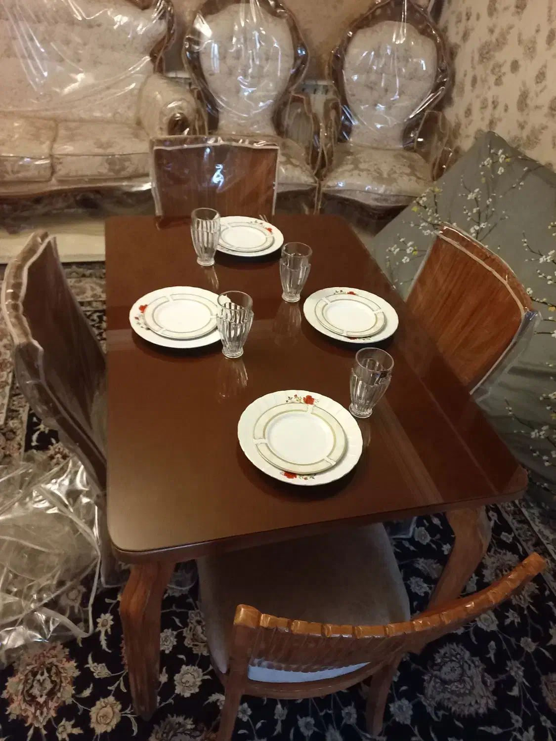 میز غذاخوری۴ نفره|میز و صندلی غذاخوری|پاکدشت, پاکدشت (مامازند)|دیوار