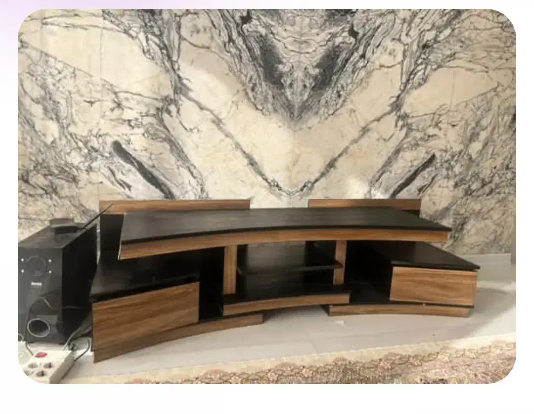 میز تلویزیون در حد نو ۳ تیکه|میز تلویزیون|شاهینشهر, خانه کارگر|دیوار