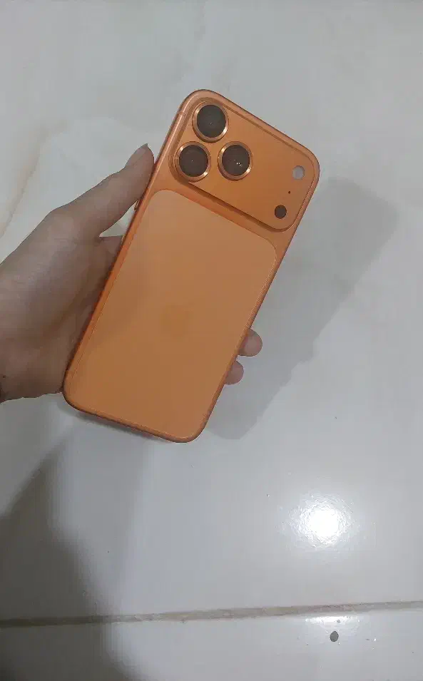 ایفون 17 پرومکس طرح|موبایل|ارومیه, |دیوار