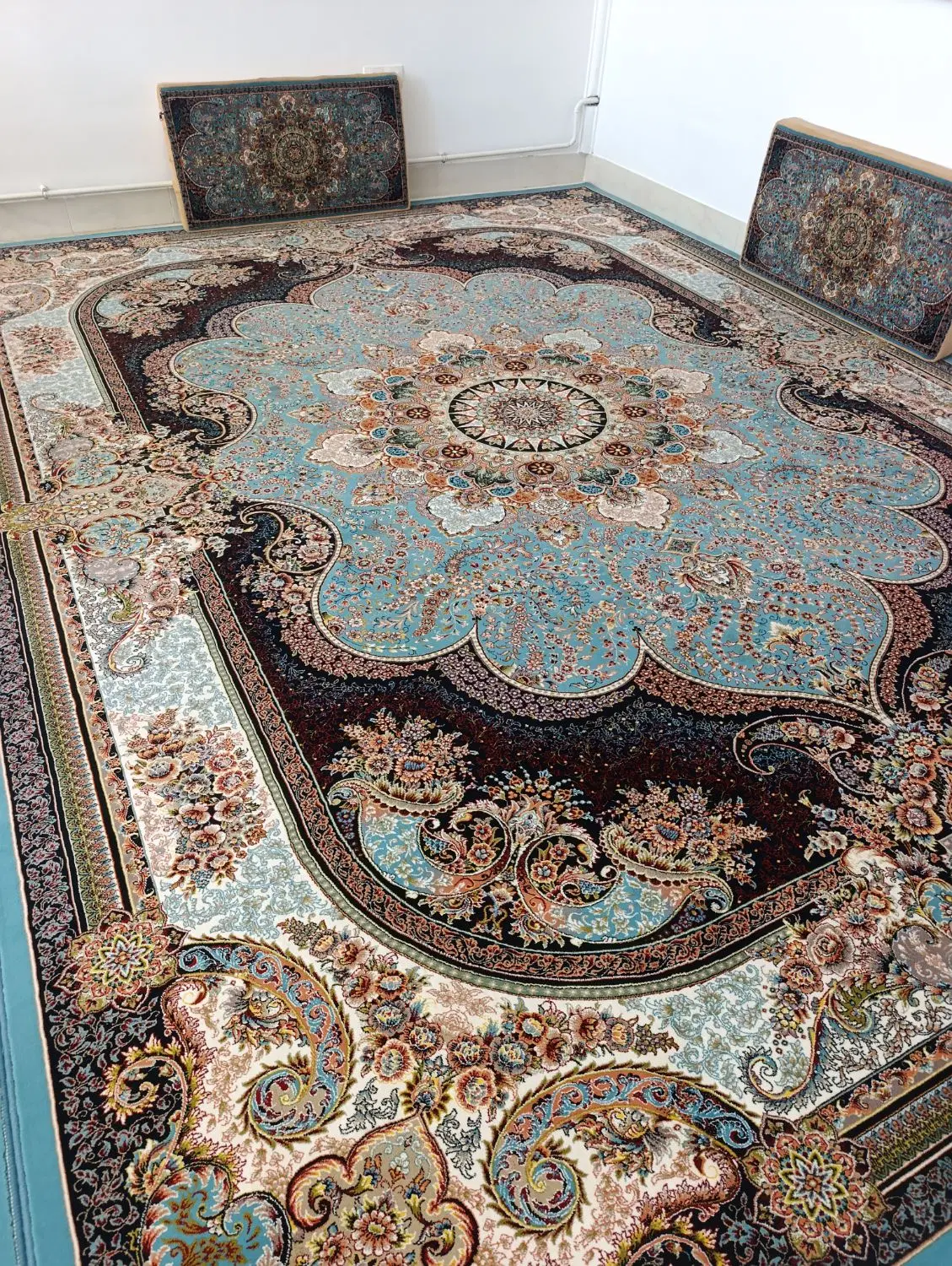 فرش|فرش|مهاباد (آذربایجان غربی), |دیوار
