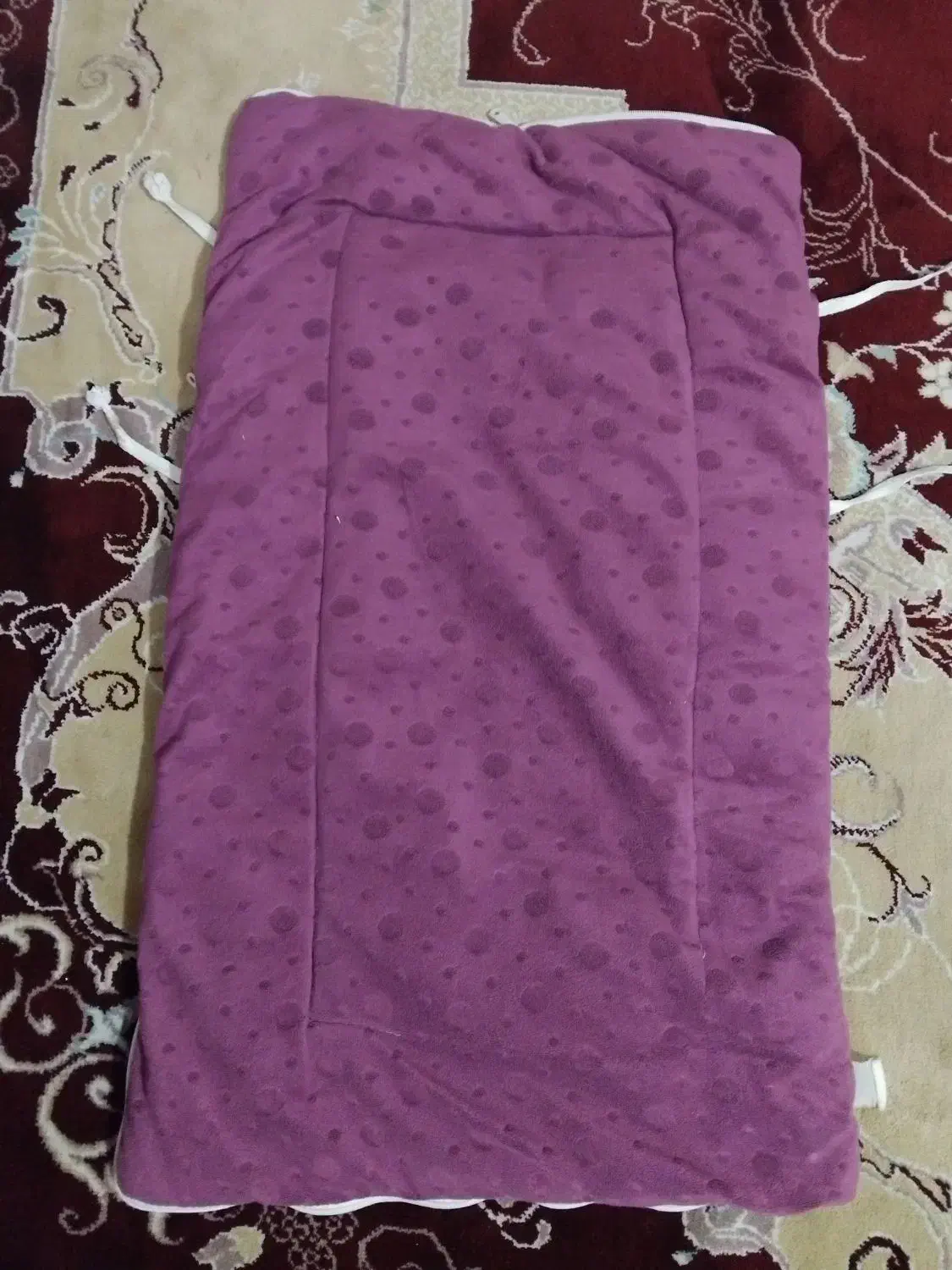 قنداق مخملی|رختخواب، بالش، پتو|قرچک, میرزائی شمالی|دیوار