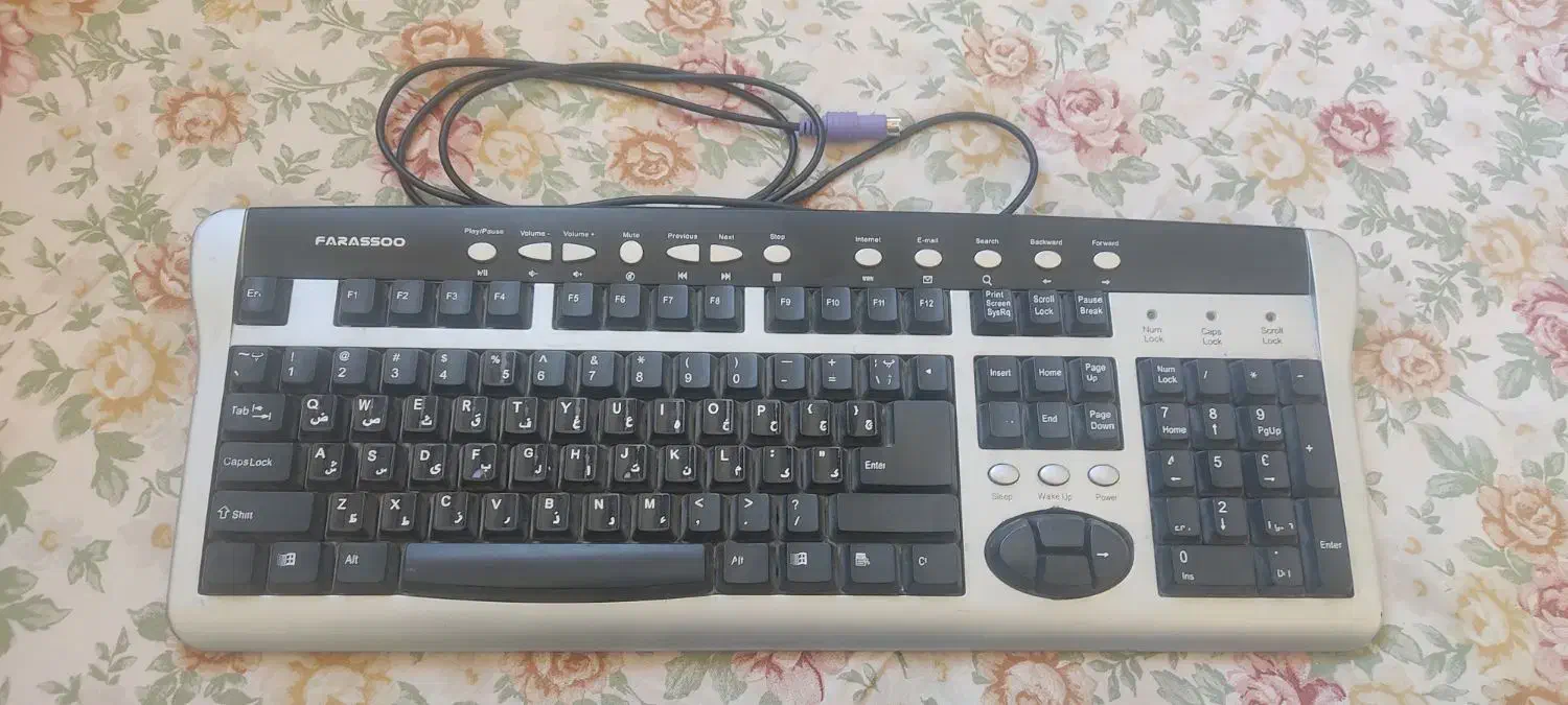 کیبورد کامپیوتر|قطعات و لوازم جانبی رایانه|ابهر, |دیوار