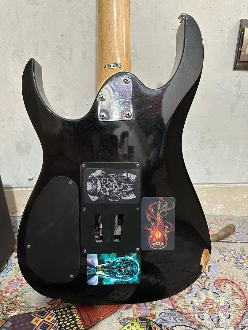 گیتار الکتریک واشبرن|گیتار، بیس، امپلیفایر|پردیس, فاز ۴|دیوار