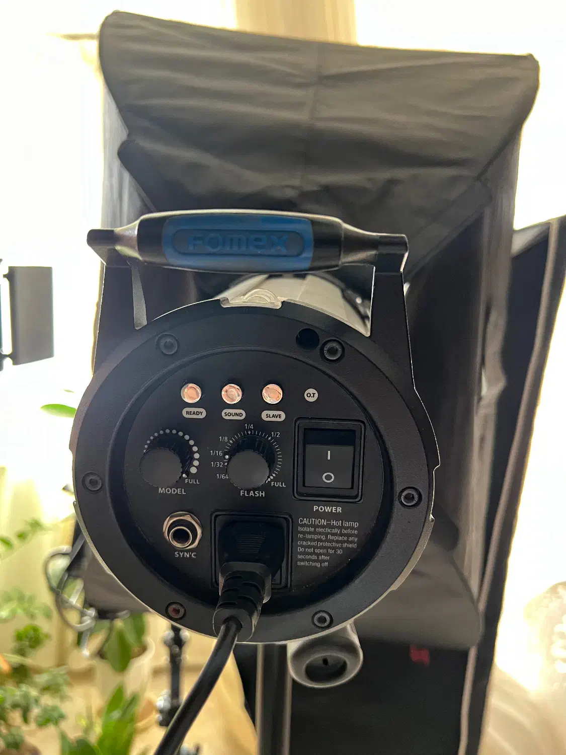 فلش چتر|دوربین عکاسی و فیلمبرداری|کرج, جهانشهر|دیوار