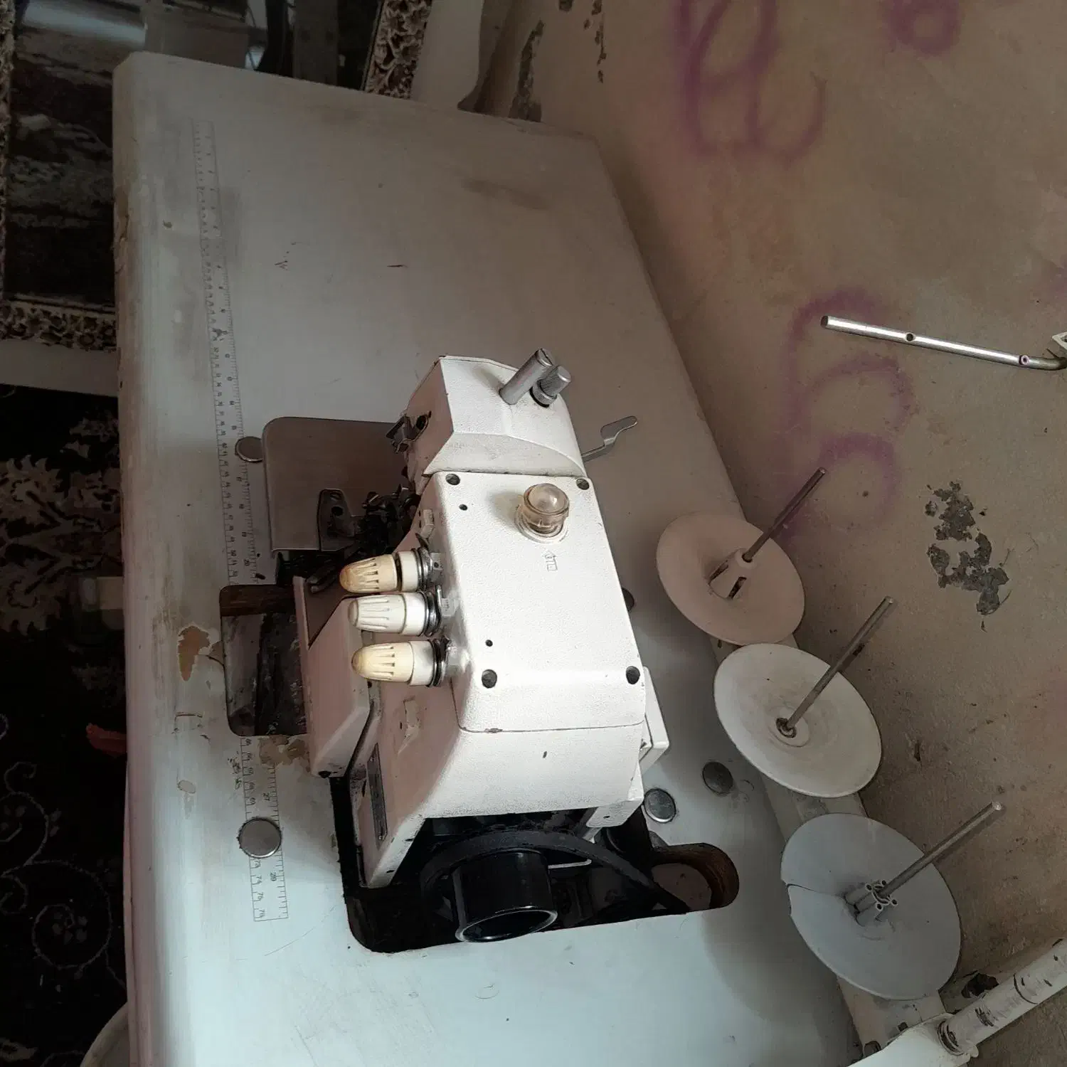 زیگزال سه نخ|چرخ خیاطی و ریسندگی|شهریار, شهرک امیریه|دیوار