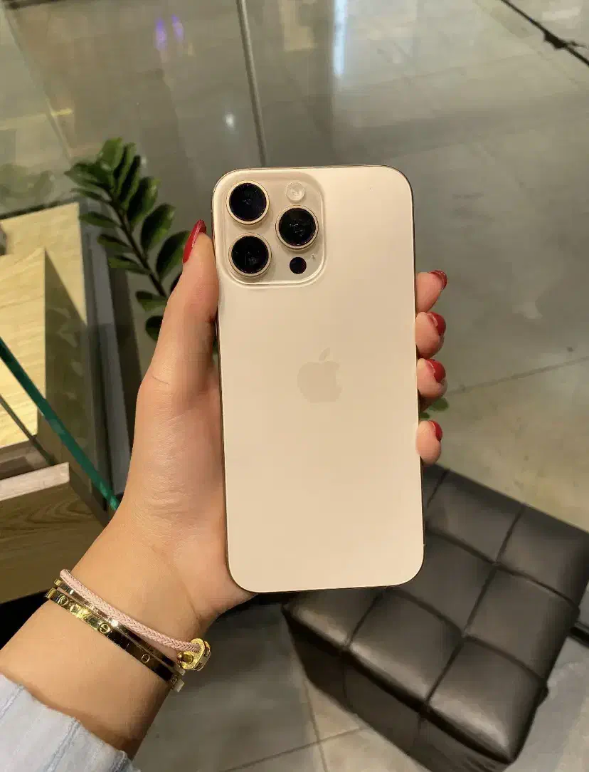 iPhone 16 Pro Zaa|موبایل|یاسوج, |دیوار