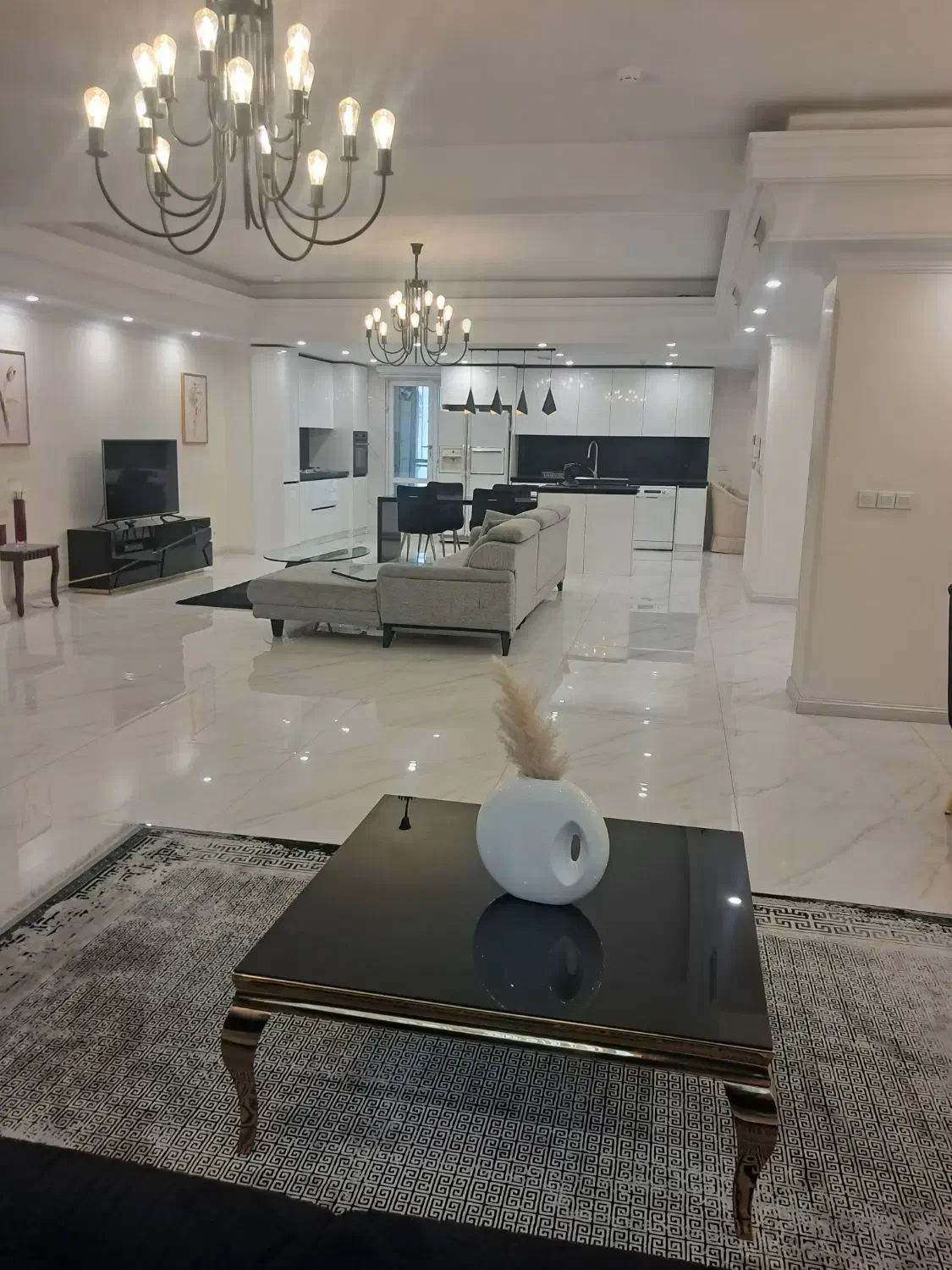 280متر4اتاق جردن ناصری  تمدید سالیان متوالی