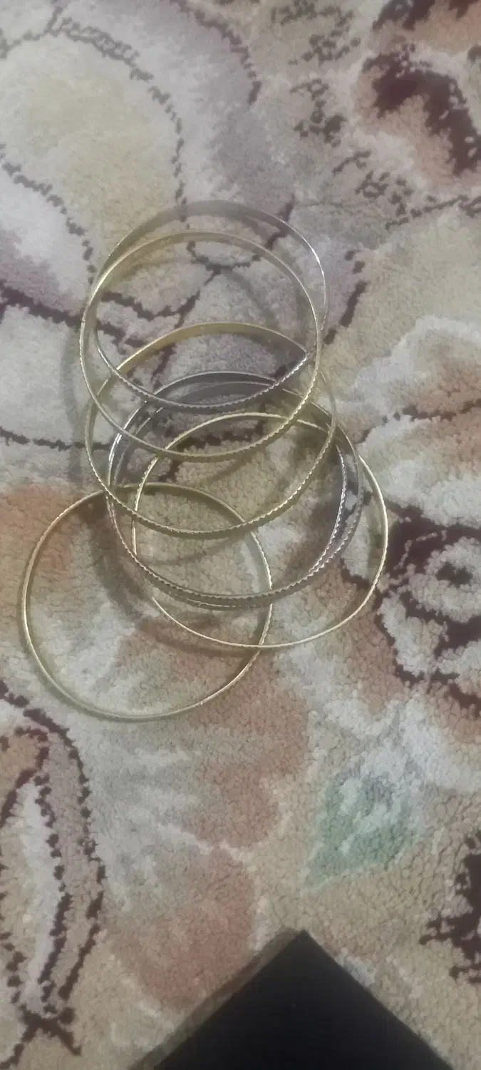 النگو|بدلیجات|سبزوار, طبرسی (جعفرآباد)|دیوار