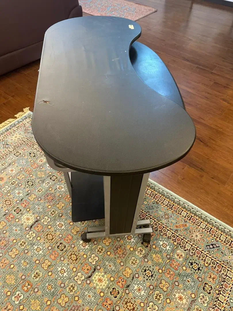 میز وصندلی|میز تحریر و کامپیوتر|بندر انزلی, ساحل قو|دیوار