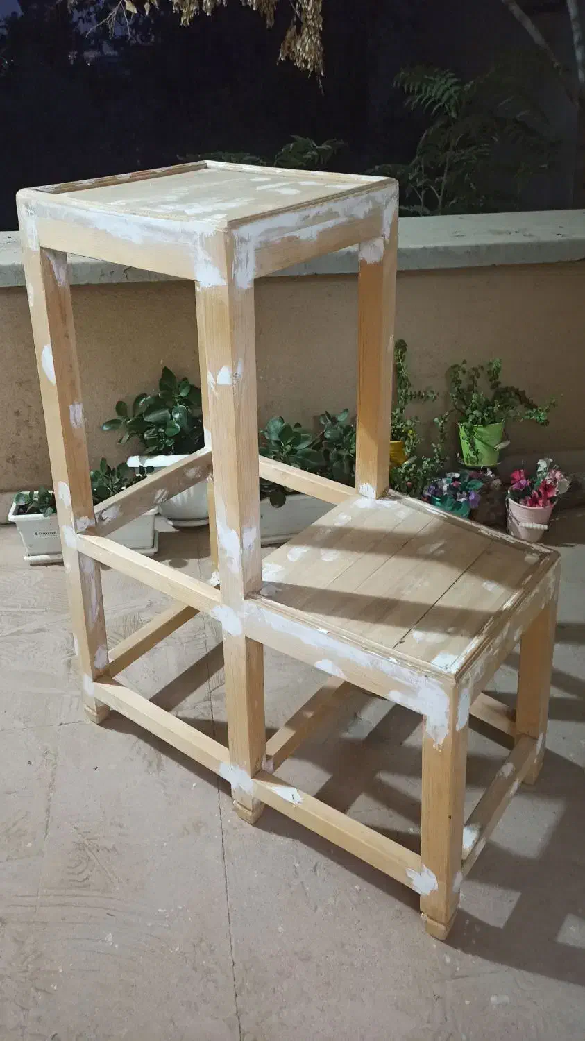 چهارپایه چوبی سبک|صندلی و نیمکت|خمینیشهر, |دیوار