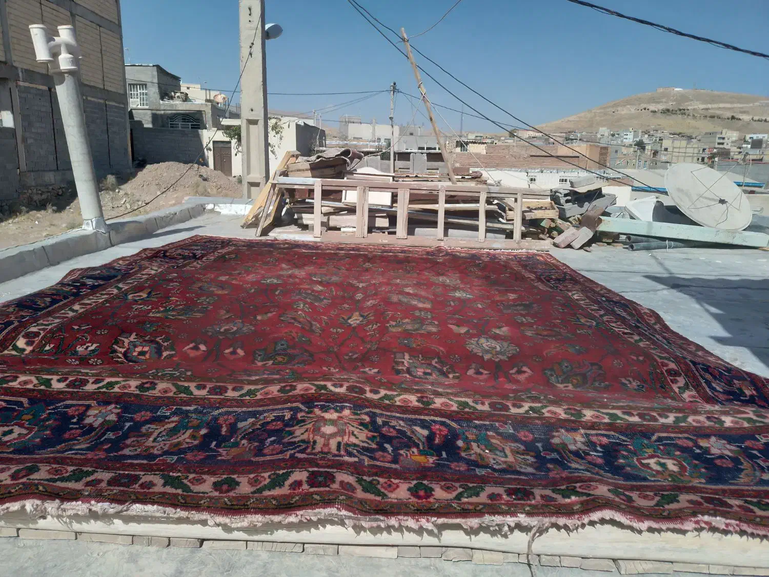 یک تخته فرش دست بافت ۳در ۴|فرش|مراغه, |دیوار