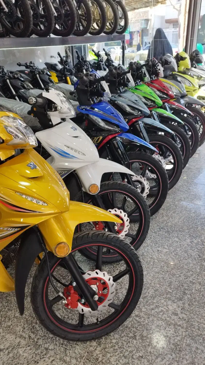 هرم اسپید 130|موتورسیکلت|خمینی‌شهر, |دیوار