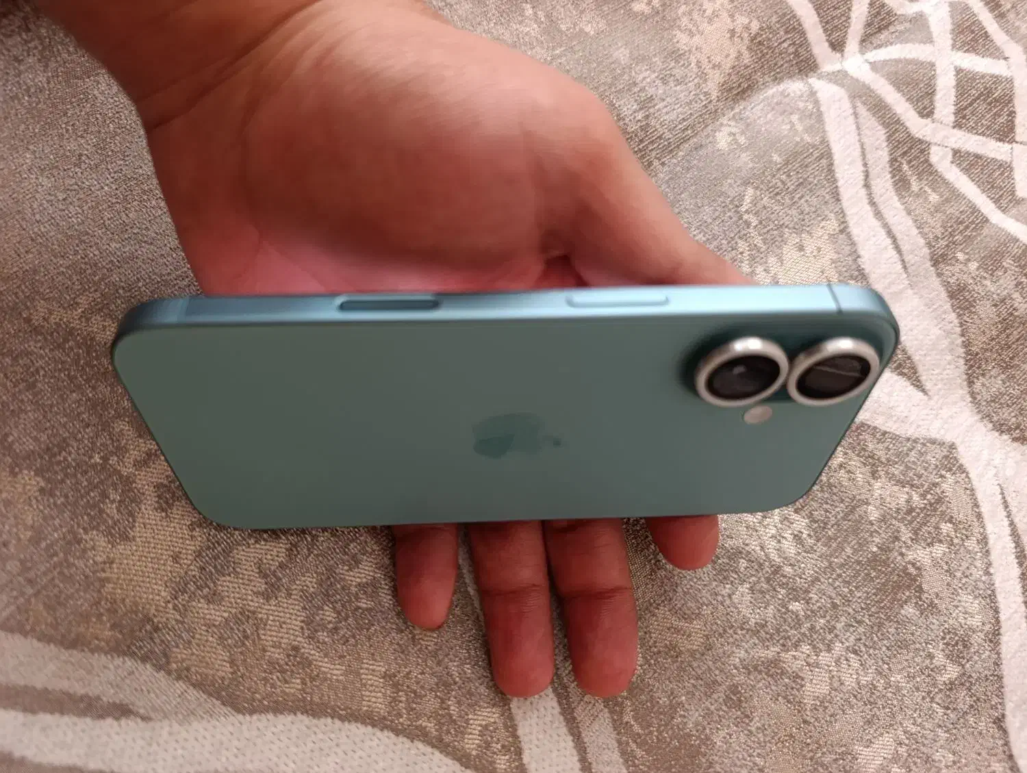 آیفون 16 نرمال 128 درحد آک|موبایل|خرمآباد, |دیوار