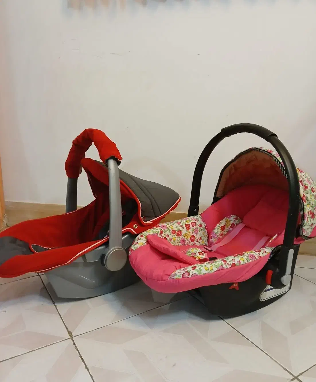 کریر|کالسکه و لوازم جانبی|شاهینشهر, خانه کارگر|دیوار