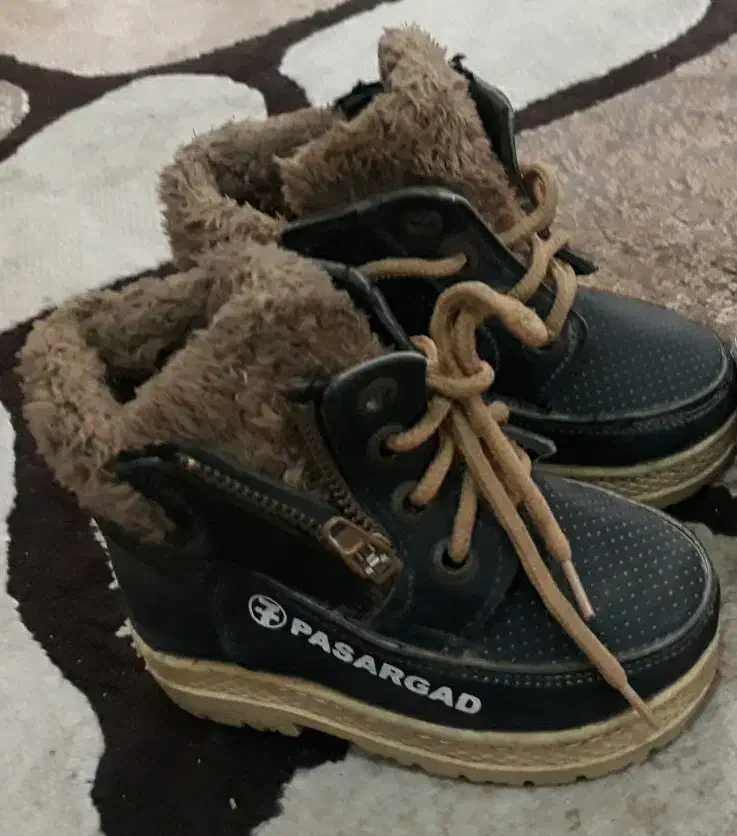 کفش کودک|کفش و لباس بچه|قم, علی آباد|دیوار